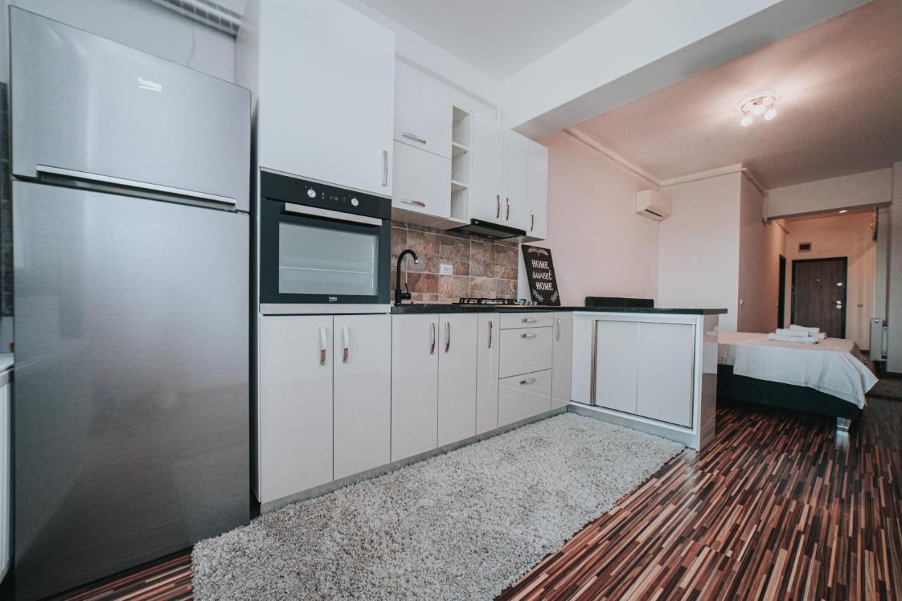Urban Apartments And Studios - City Center Iasi Extérieur photo