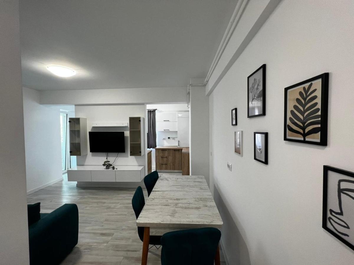 Urban Apartments And Studios - City Center Iasi Extérieur photo